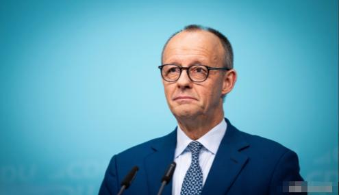 不等了，德国公开喊话中国
当地时间2月18日，德国总理默茨对外公开表示：他将在下