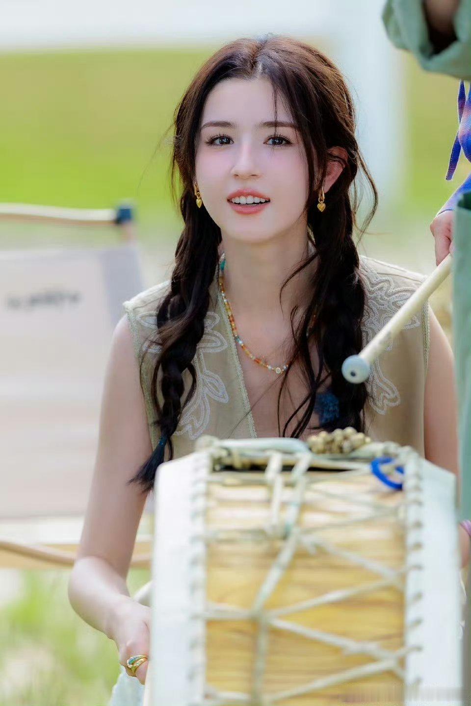 哈尼克孜脸型也变了 ​​​