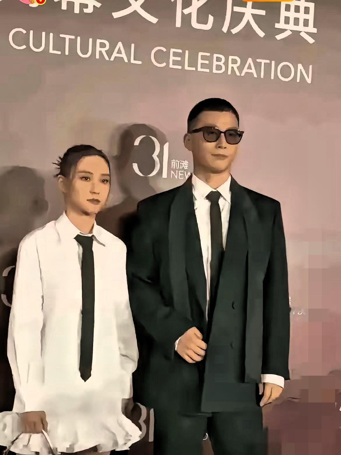 说窦骁是“凤凰男投资失败”？不如说这是场最清醒的双向筛选！
 
总有人说窦骁这是