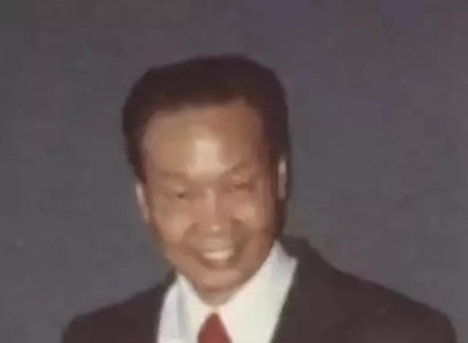1986年，潜伏美国37年的我国王牌特工金无怠被捕，面对严酷刑罚，他突然来了一句