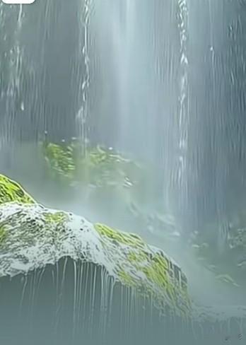 真正的聪明，是懂得“躲”
 
真正聪明的人，从不是凡事争强好胜，而是深谙“躲”的