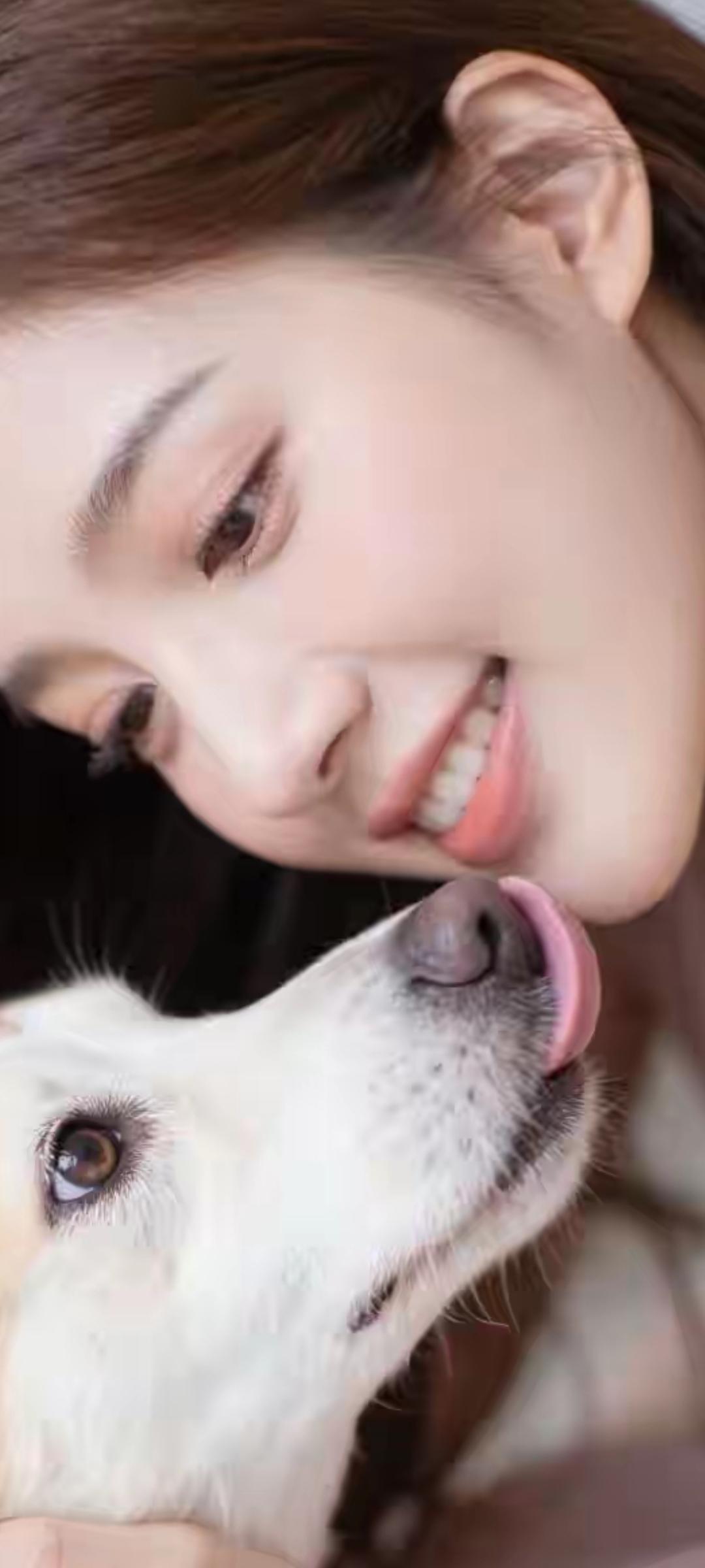 和我的狗狗亲密无间的时刻😍🐾