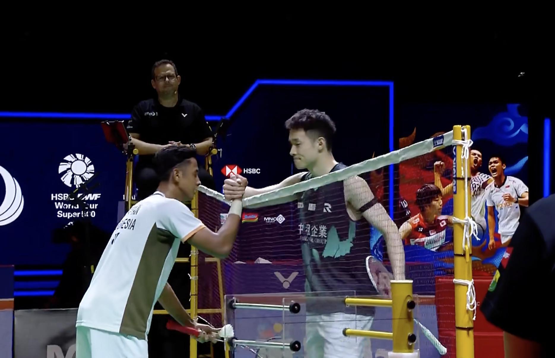 法汉🇮🇩 21-11、21-12 戚又仁决赛：法汉🇮🇩 vs 🇹🇭帕