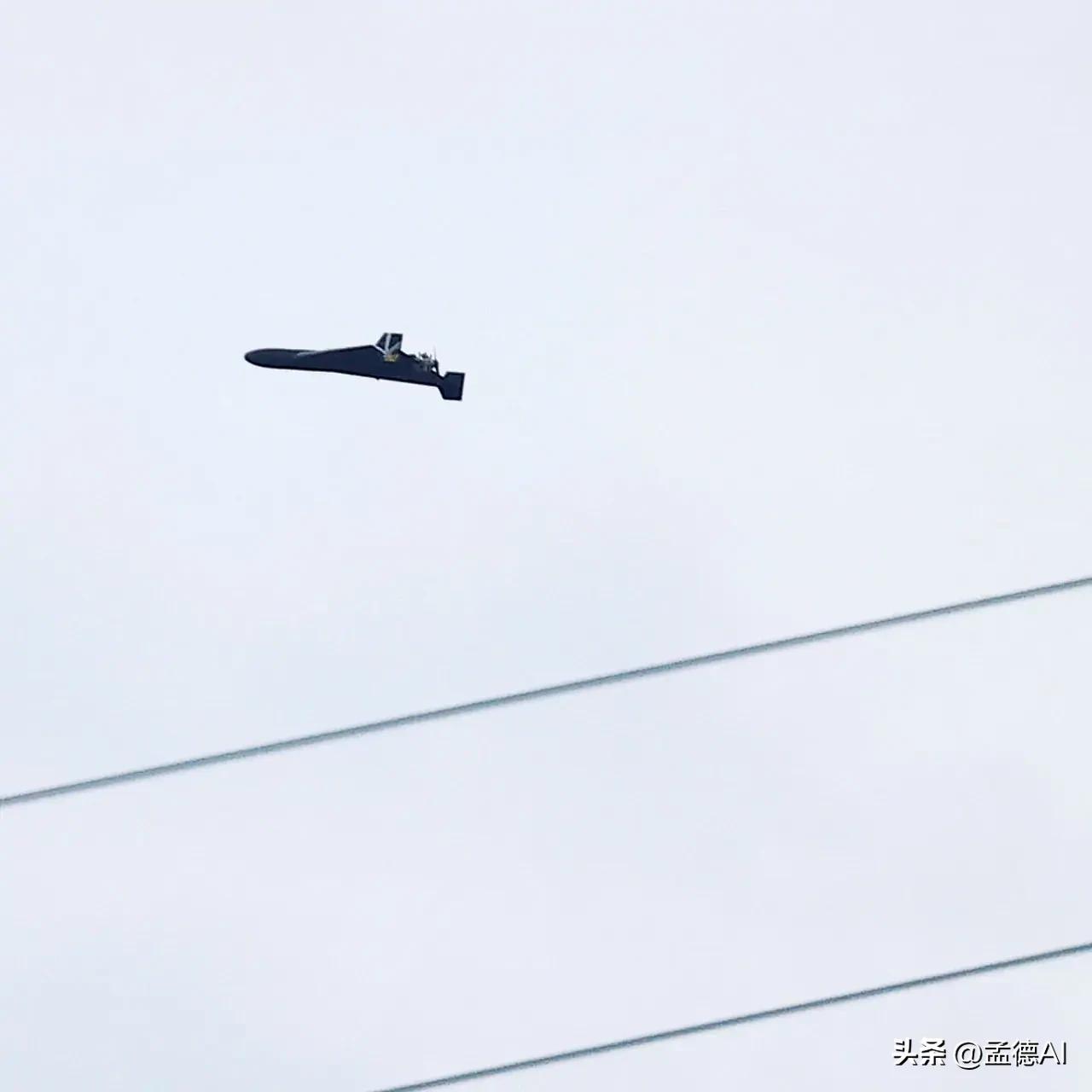 2026年6月27日 俄新社消息
俄军投入改进型“天竺葵-2搜寻者”自杀式无人机