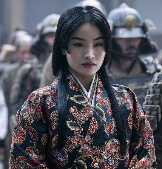 泽井杏奈从任何一个角度看都不像日本人 