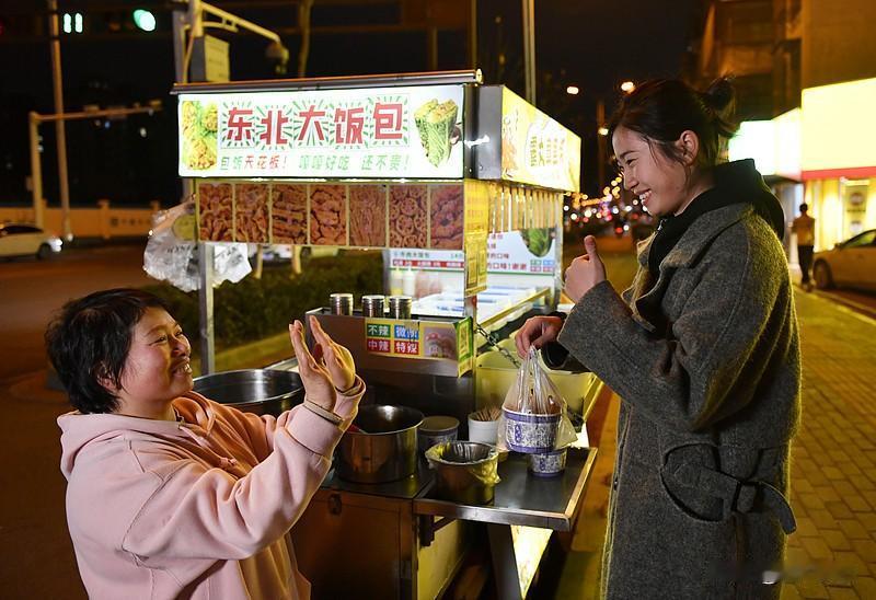 东北女人的最大优点究竟是什么?东北女人最大的优点就是漂亮，脾气大，其实脾气大和经