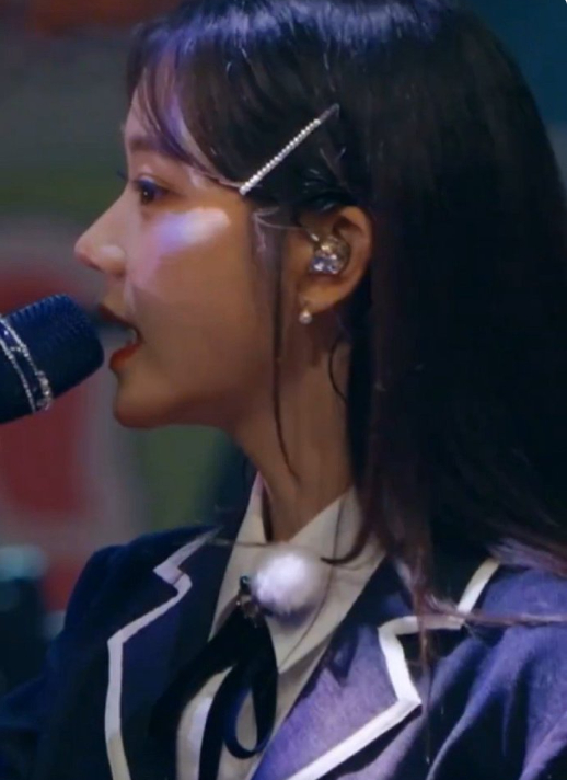 #张碧晨校园路演又放大招了# ​ 张碧晨唱得太好听了，很厉害！​​​#张碧晨[超