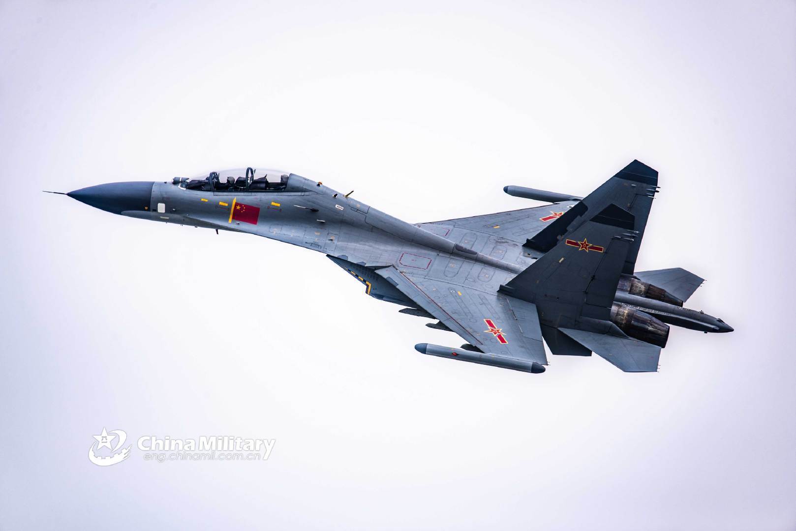 #苏霍伊影像集# 老图新发迎国庆，老兵们安在？ ​​​