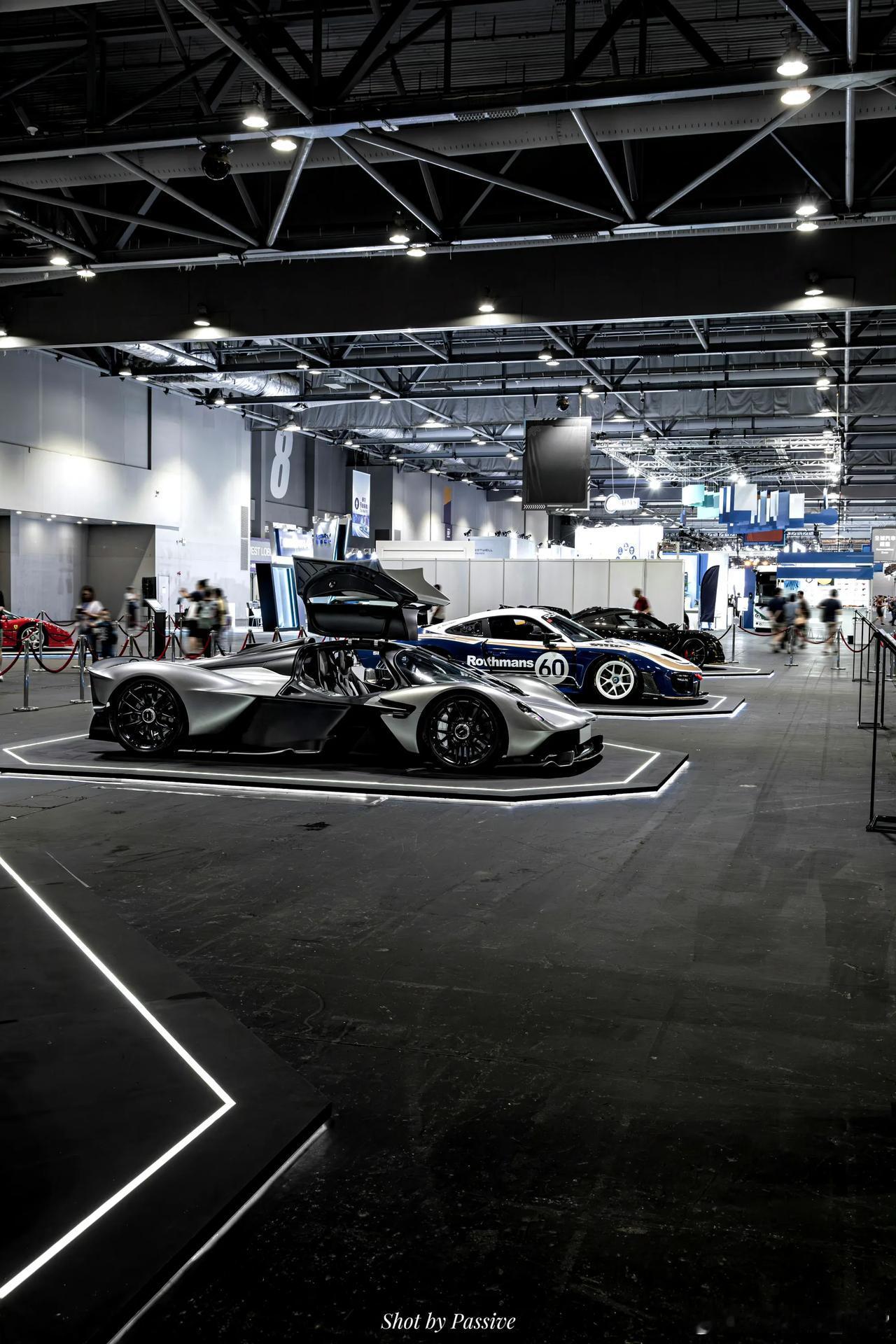 Aston Martin Valkyrie