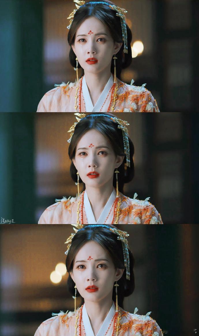 终于等到美羊羊版李一桐美羊羊本羊现身，李一桐这造型可爱到让人想rua，白色毛毛外