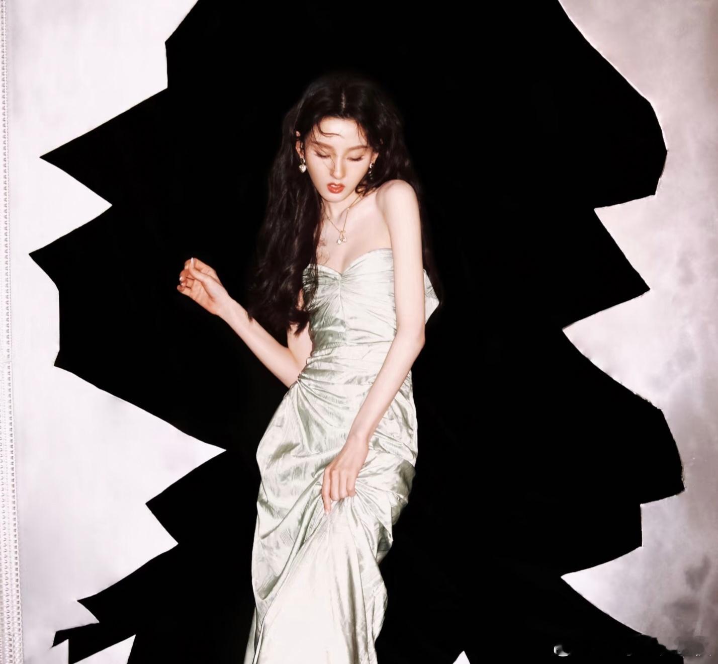 宋祖儿最近几次的造型好适合她好出圈，时尚感扑面而来，把美诠释到了极致 