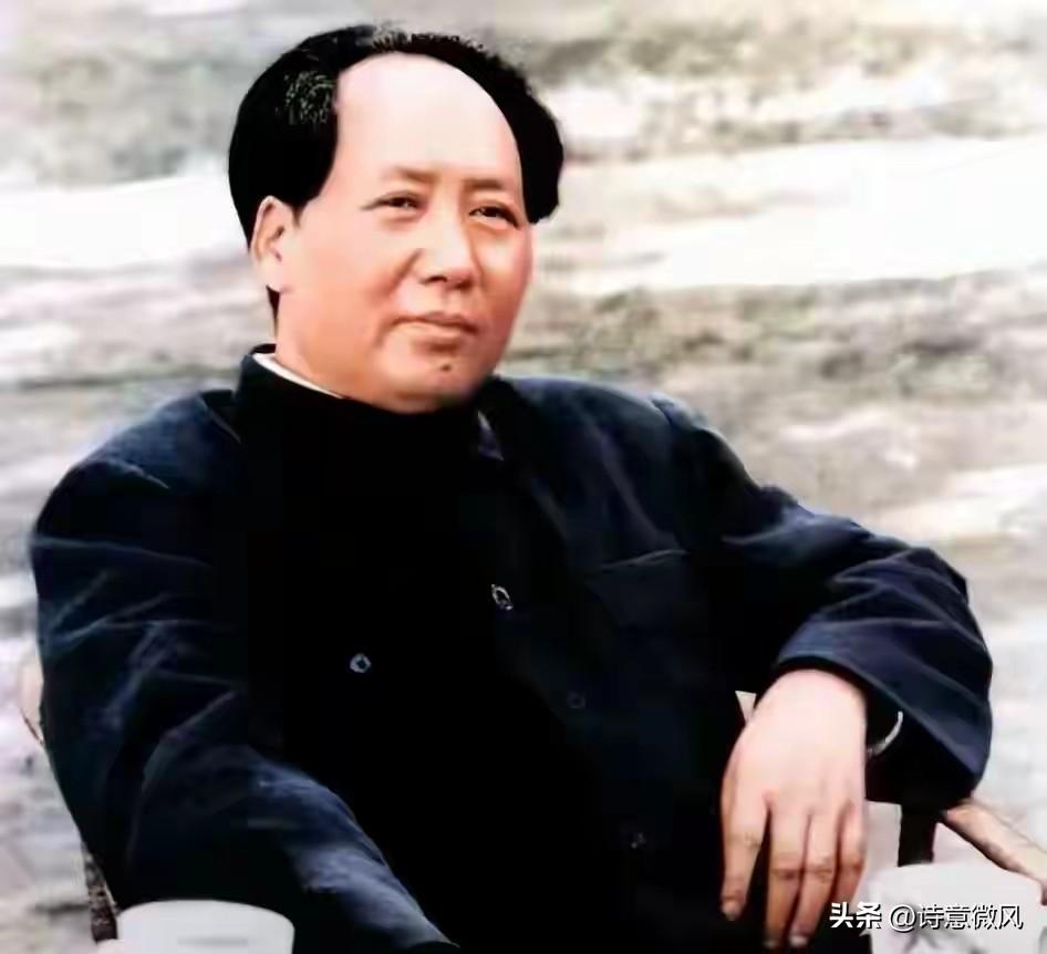 对比动荡世界才懂：毛主席当年，为我们守住了一生安稳。
 
2026年的国际新闻里