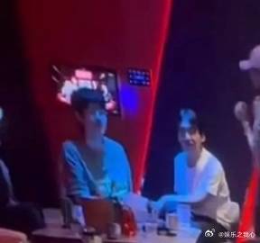 刘昊然 郭麒麟在当今娱乐圈的璀璨星河中，刘昊然和郭麒麟宛如两颗耀眼的新星，各自散