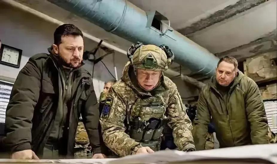 【热点评述】红军城决战，乌军到底被围与否？乌克兰守军还能坚持多久？
俄方表示，乌