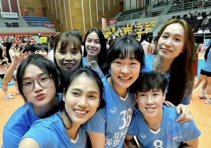 朱婷师妹球队输球排第六，河南前队友太强！4/14，越南女排联赛结束一场焦点战，蔡