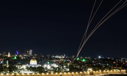 美国现在库存耗尽了，美媒担心中国突然“出手”，他们该如何收场？
《华尔街日报》4