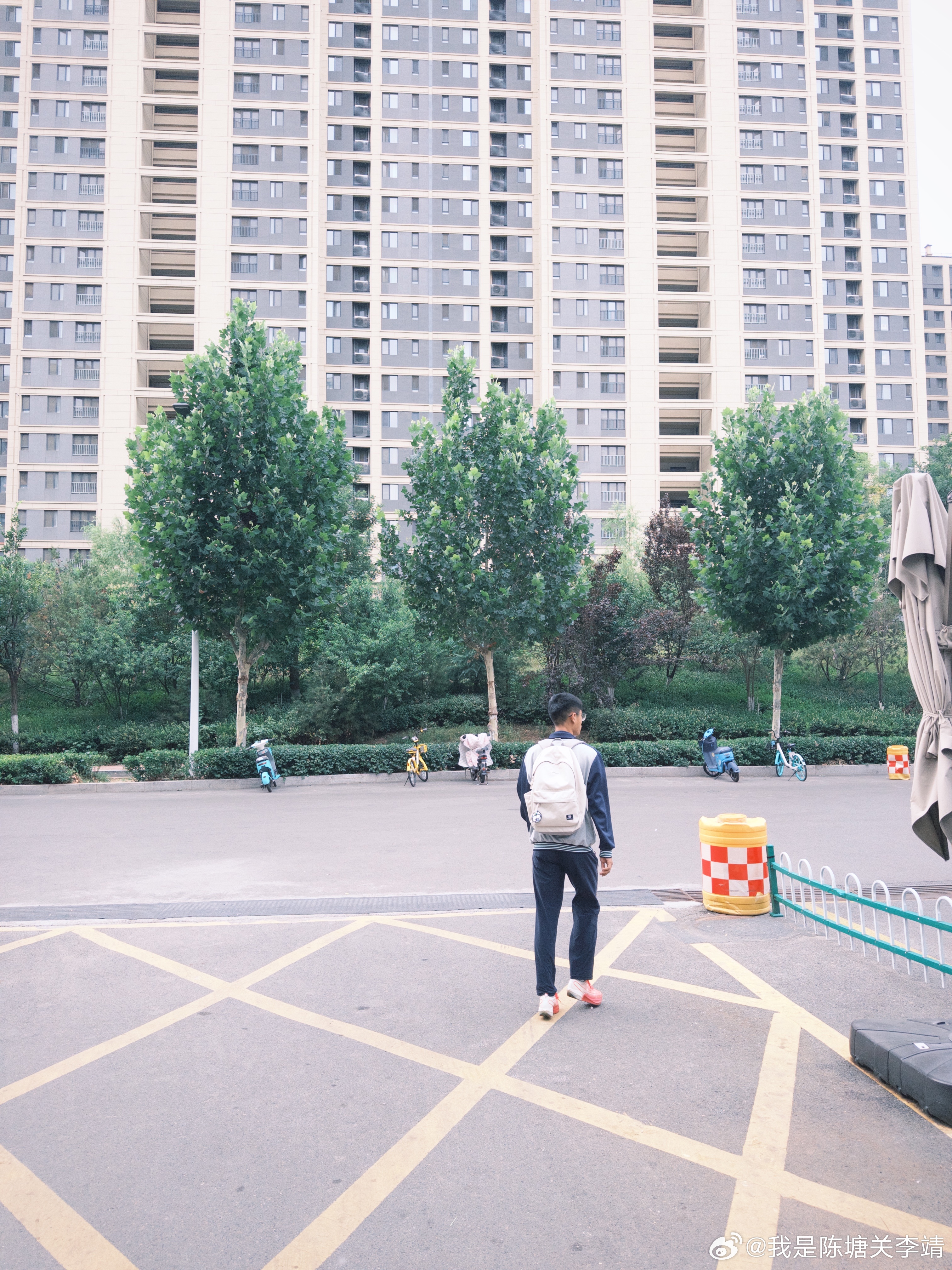 起的跟初中生一样早