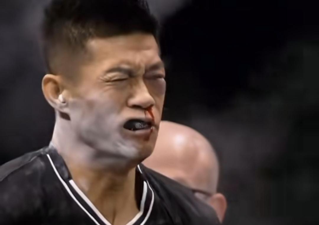 抽耳光大赛确实有独特魅力！它简单直接，双方摆好架势，“啪”的一声，刺激感直接拉满