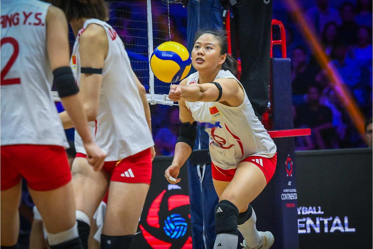 中国女排3-0中国台北女排中国女排队长龚翔宇10分（15扣8中1失误0被拦、1拦