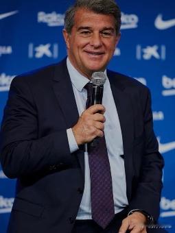 马竞官方表示自己才是受害者拉波尔塔公开喊话“如果马竞愿意卖，我们还会买”，马竞回