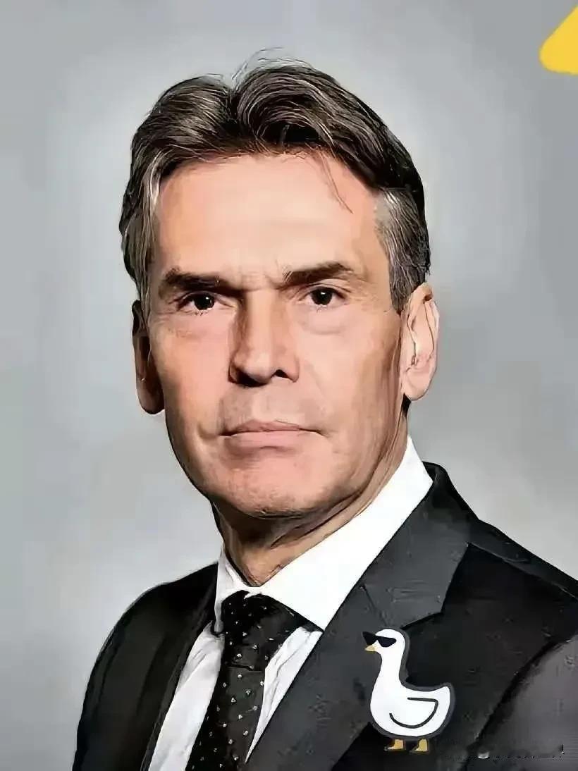 荷兰爆发禽流感！

11月4日，荷兰中部弗莱福兰省一家农场暴发禽流感，4.5万只