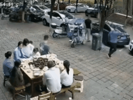 这种情况怎么办？似乎都有点冤，要是按照以前，孩子没大事，双方表示一下歉意就算了。