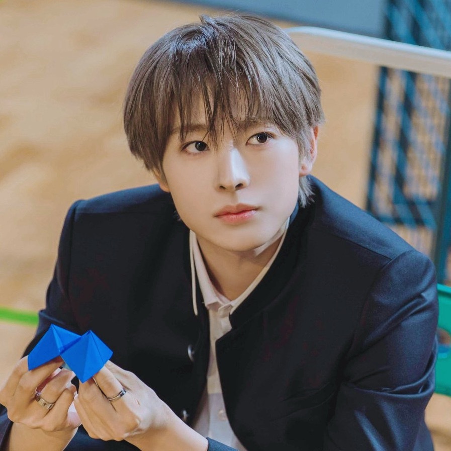 ᗜ֊ᗜ 