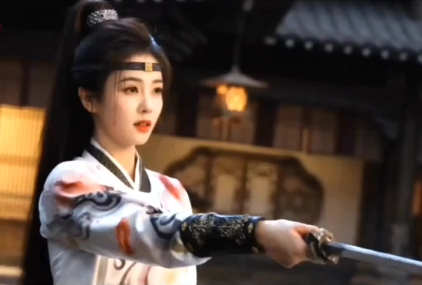 李佩仪大人就硬帅啊！！！