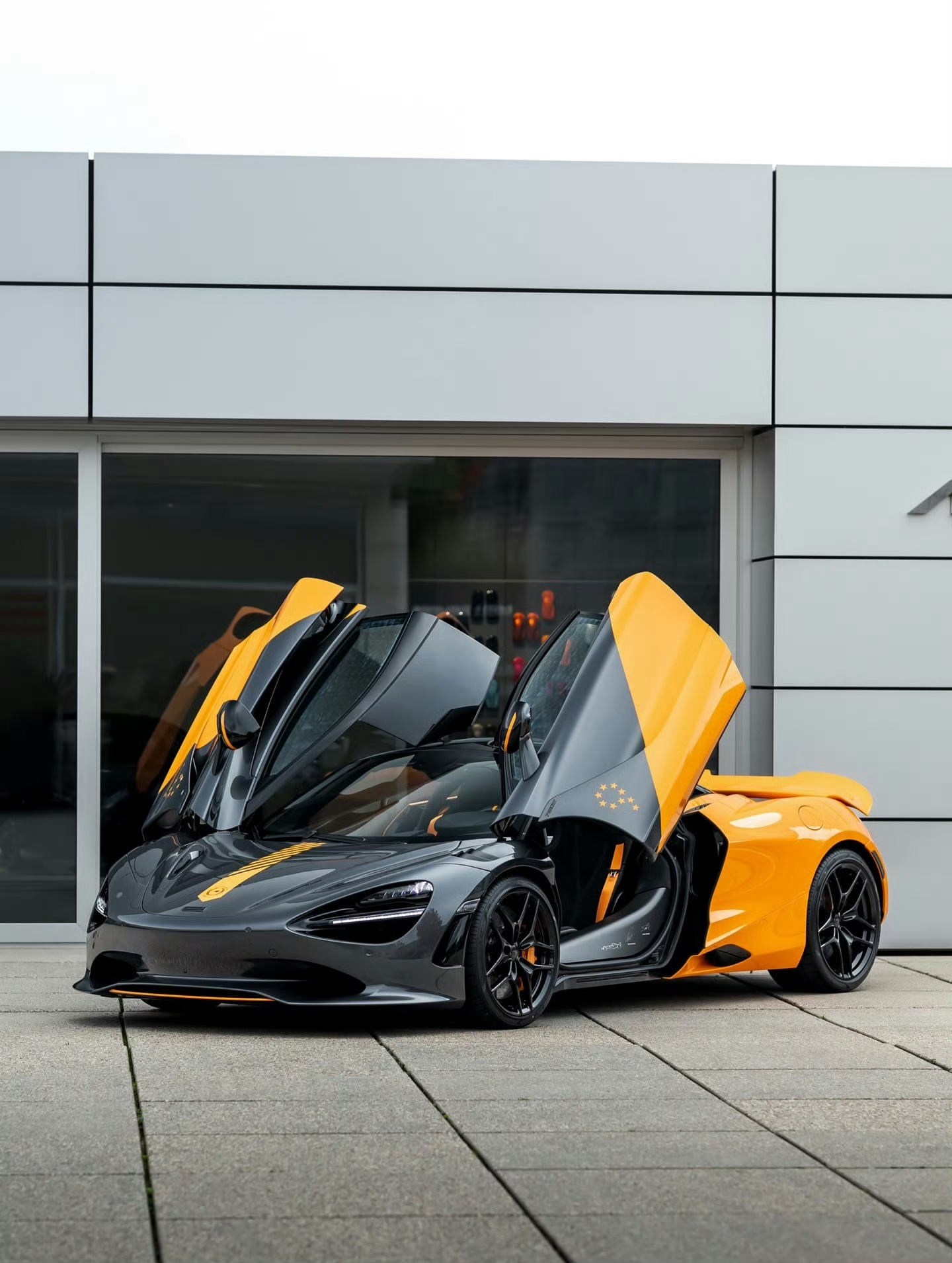 为了庆祝McLaren在2024年一级方程式 constructors cham