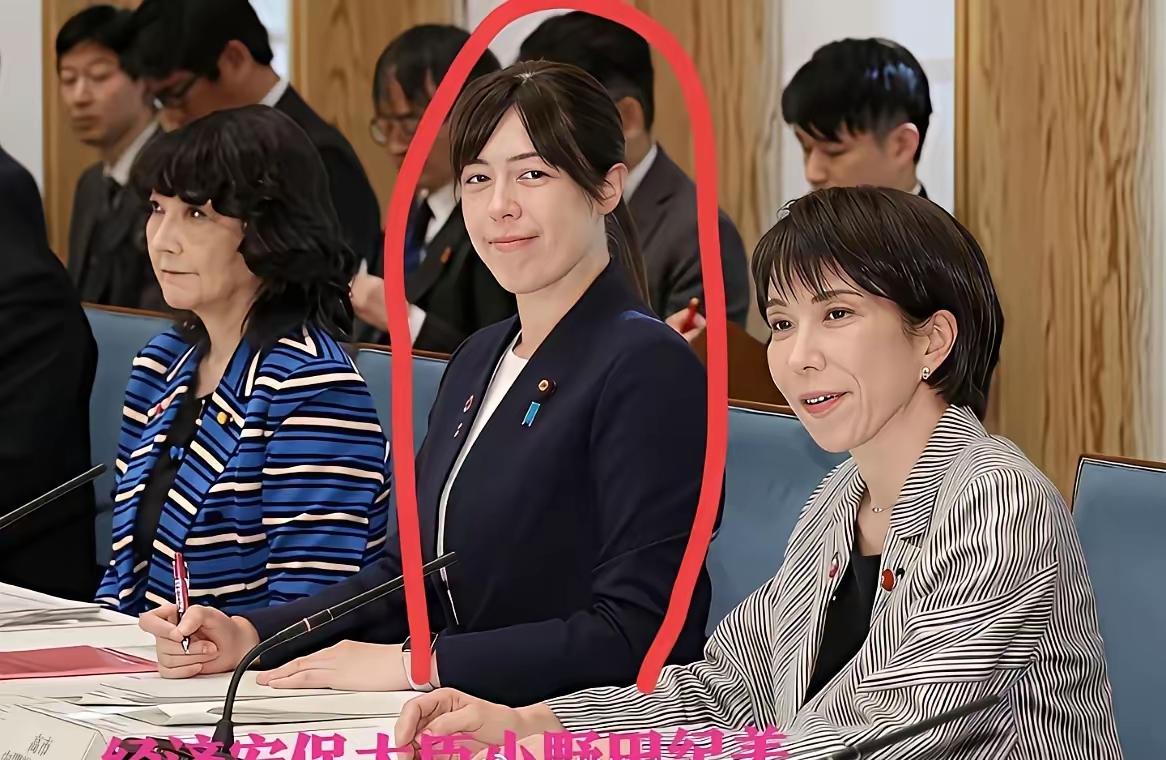 林小婉
“你们（中国）的禁令，我们完全不能接受”。
​日本政府两个大官说：“你们