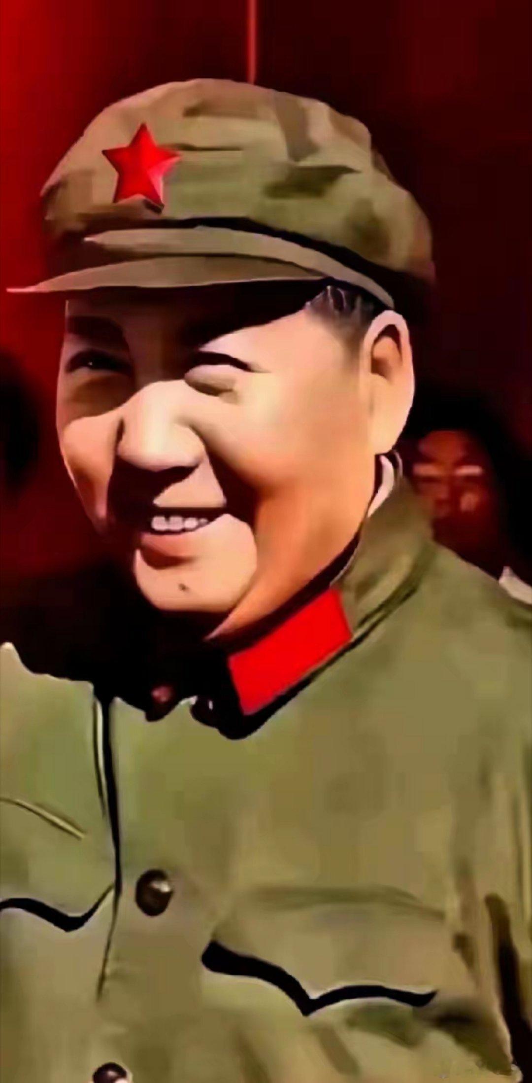 毛主席哪是简单的领袖啊！他是咱的党魂、国魂、军魂、民族魂，是把中华民族拧成一股绳
