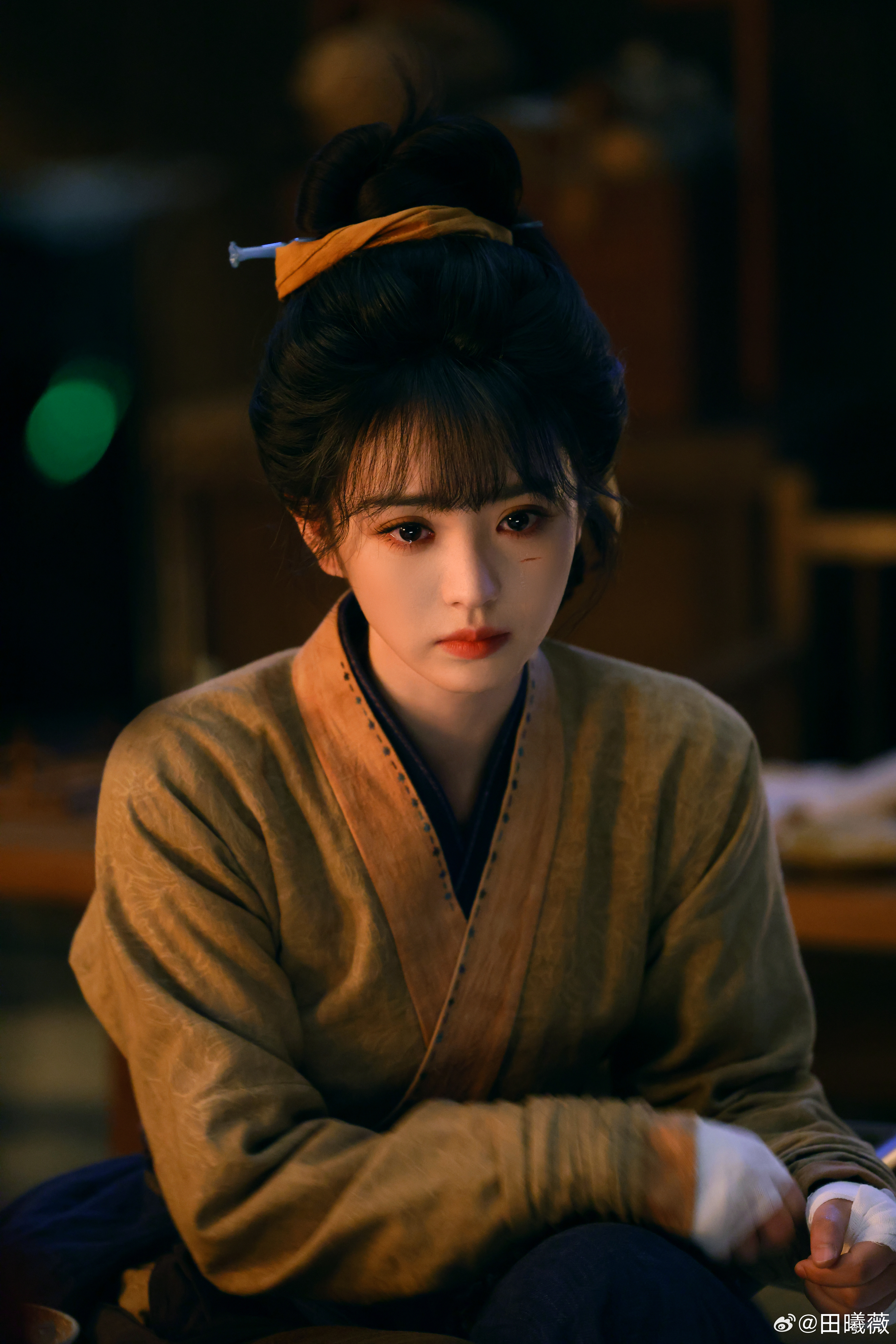 “一滴眼泪的重量取决于落在谁的身上”逐玉