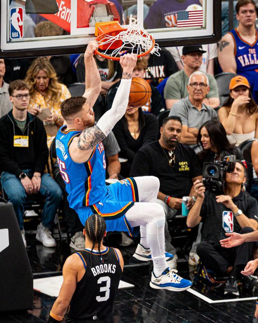 又一个3-0！SGA42+8雷霆再胜太阳，布鲁克斯33+7布克16中6   北京