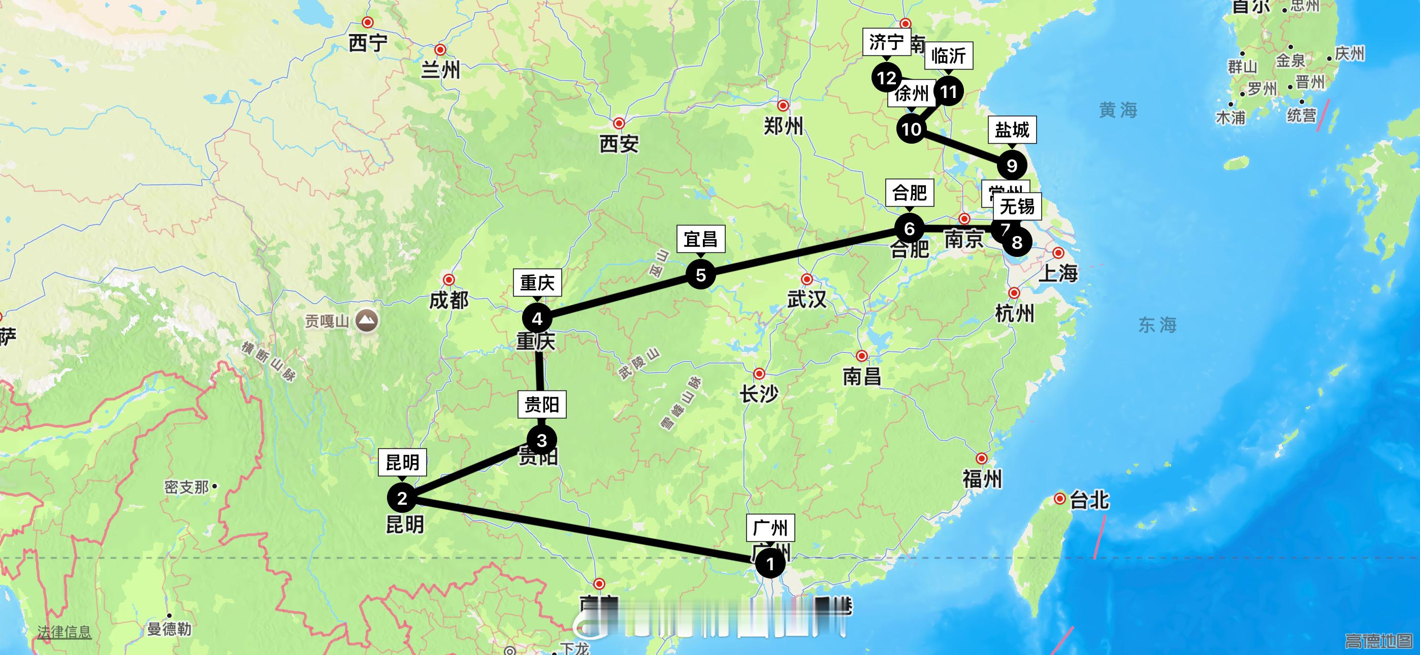 少年成老大，吾道付逶迤；终有剑心在，闻鸡坐欲驰。 