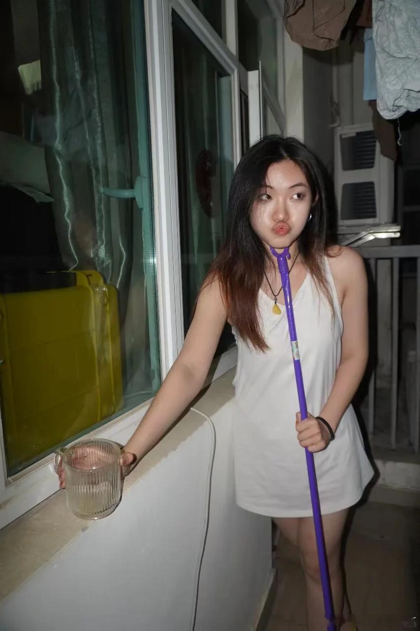 一组朋友圈吃不了的细糠｜大爱最后一张，宿舍能拍出大好的照片！ 