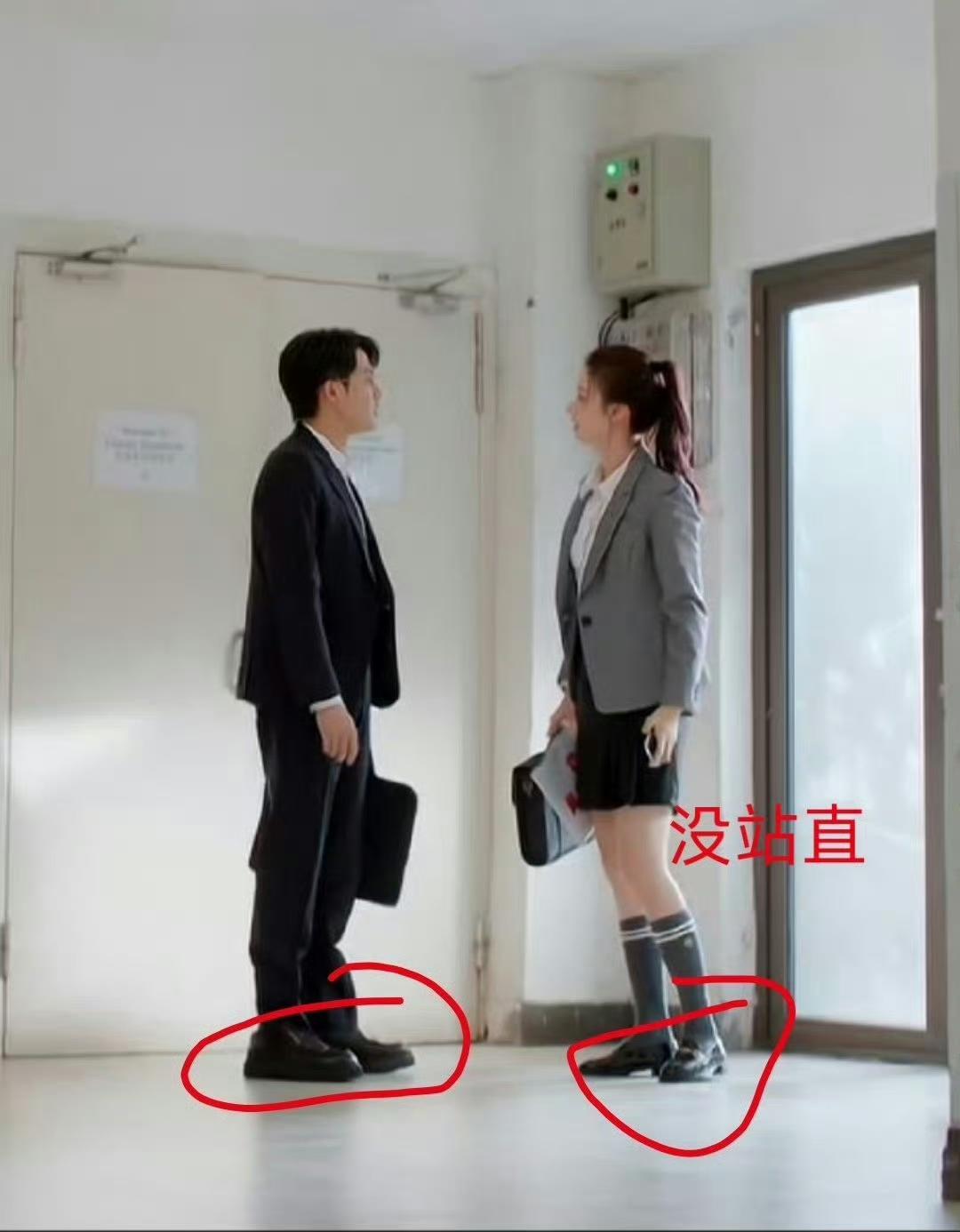 该说檀健次矮了点还是王楚然太高了[捂脸]檀健次长得挺帅的，就是身高实在是太bug