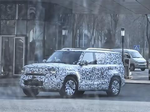 懂车之道讯近日，懂车之道快讯，网络上传出一组长城重度伪装测试车的高清谍照，照片里