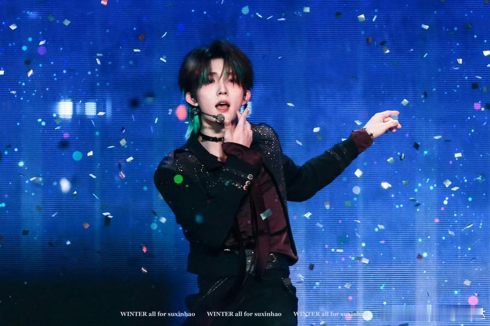 建议苏新皓直拍纳入防沉迷 看苏新皓的舞台完全是享受，心理委员不用来了，我太得劲了