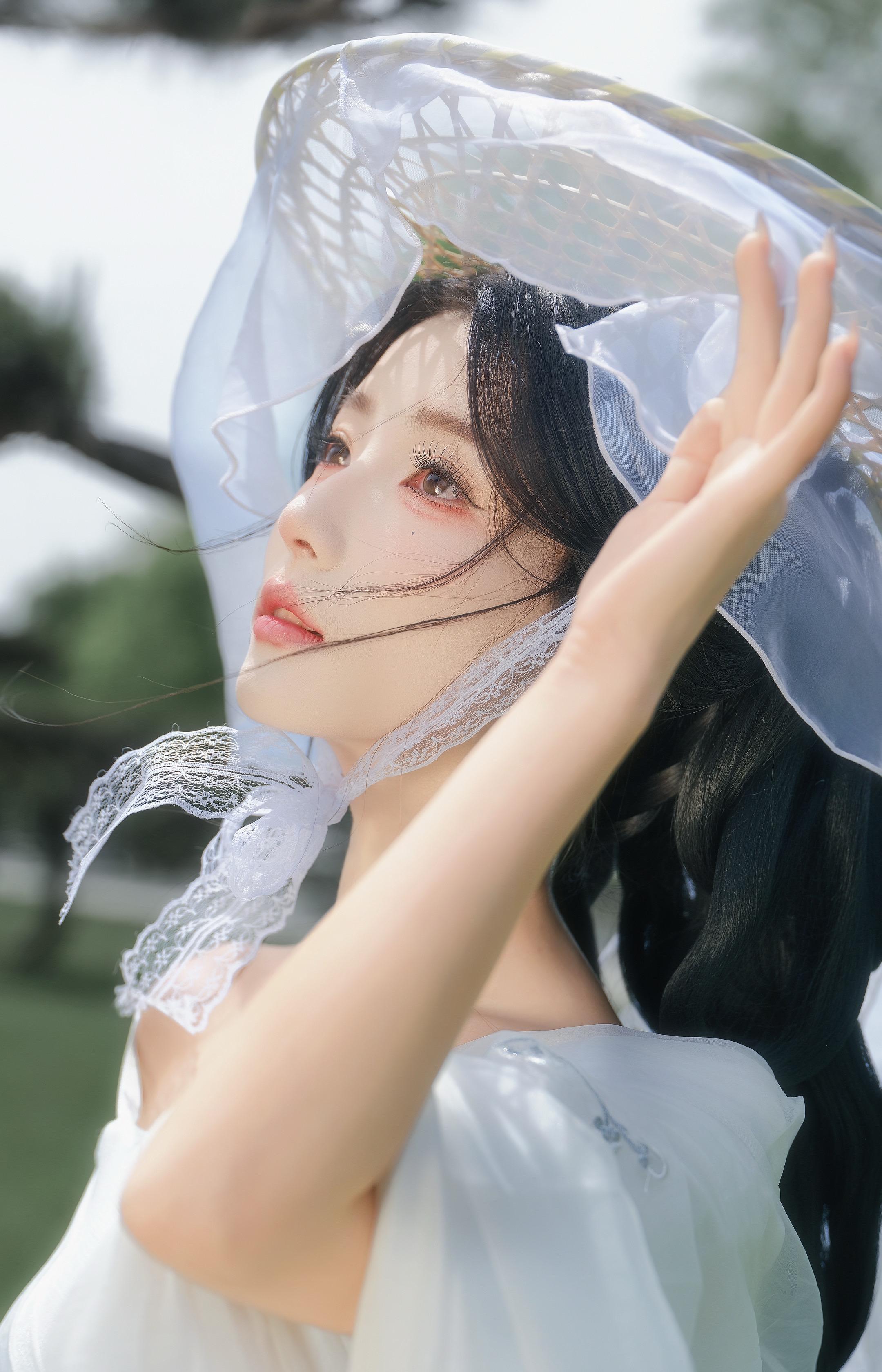 生命是一万次的春和景明。