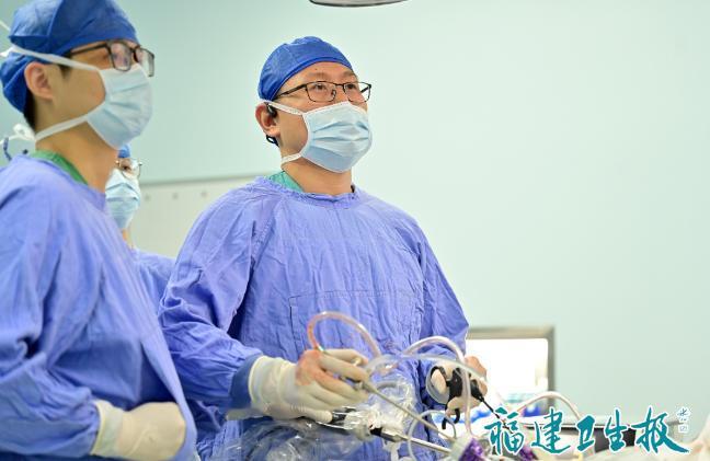 女性一定好好爱自己！8月22号媒体报道，福建厦门，女子在27岁时就感觉私处不对劲