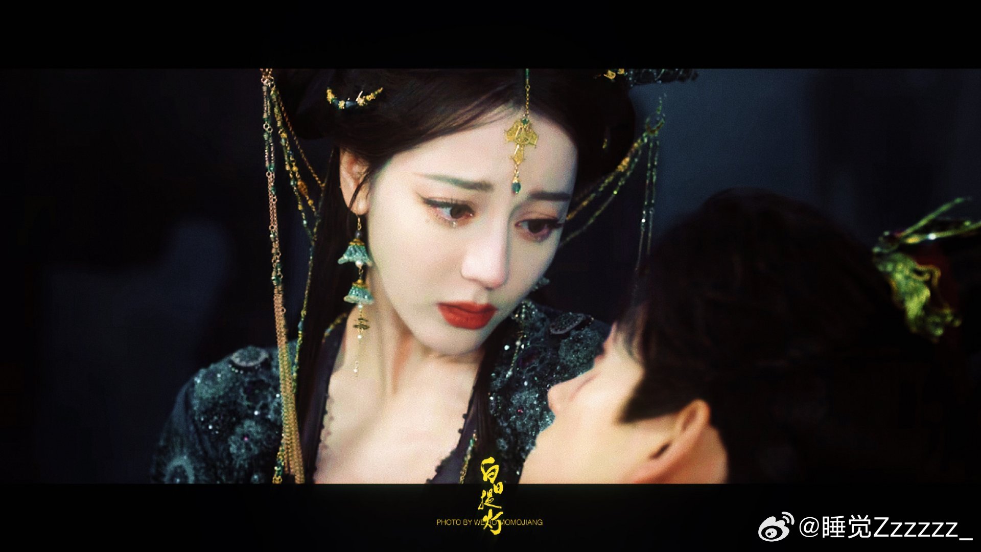 白日提灯线下够我脑补一集了高鹤元杨肸子的线下同框堪称视觉盛宴，清新又有张力的互动