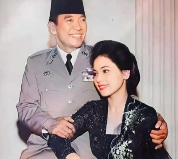 1959年，印尼总统秘密访日，日本人知道他好色，专门为他安排了一名19岁的绝色艺