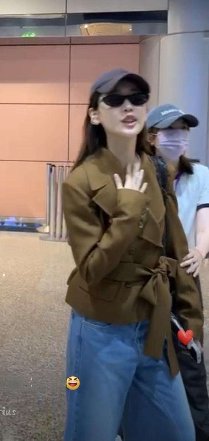 JaneKao 🥥🍰janekao 小椰子平安回家咯