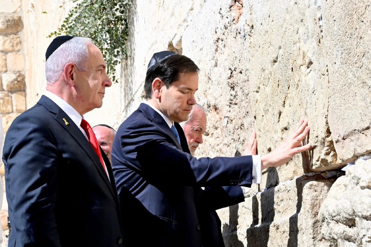 还得是卢大师！

据《以色列今日报》：以色列本周一对伊朗的袭击，得到了Trump