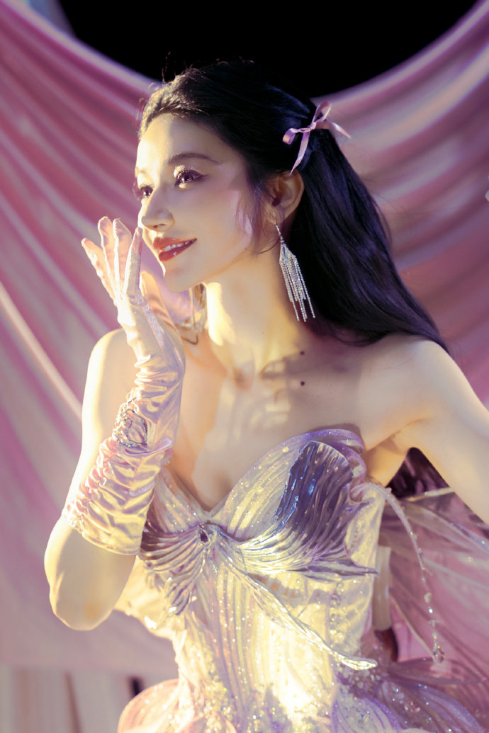 达拉崩吧全员解放天性果然人在放松的时候状态最好，姐姐们尽情释放天性，整体氛围特别