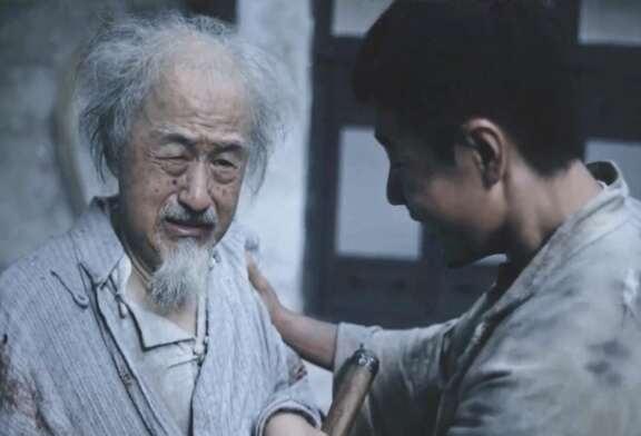 狂敲电子木鱼的一幕😂
太爷:不着调的曾孙儿 肖战