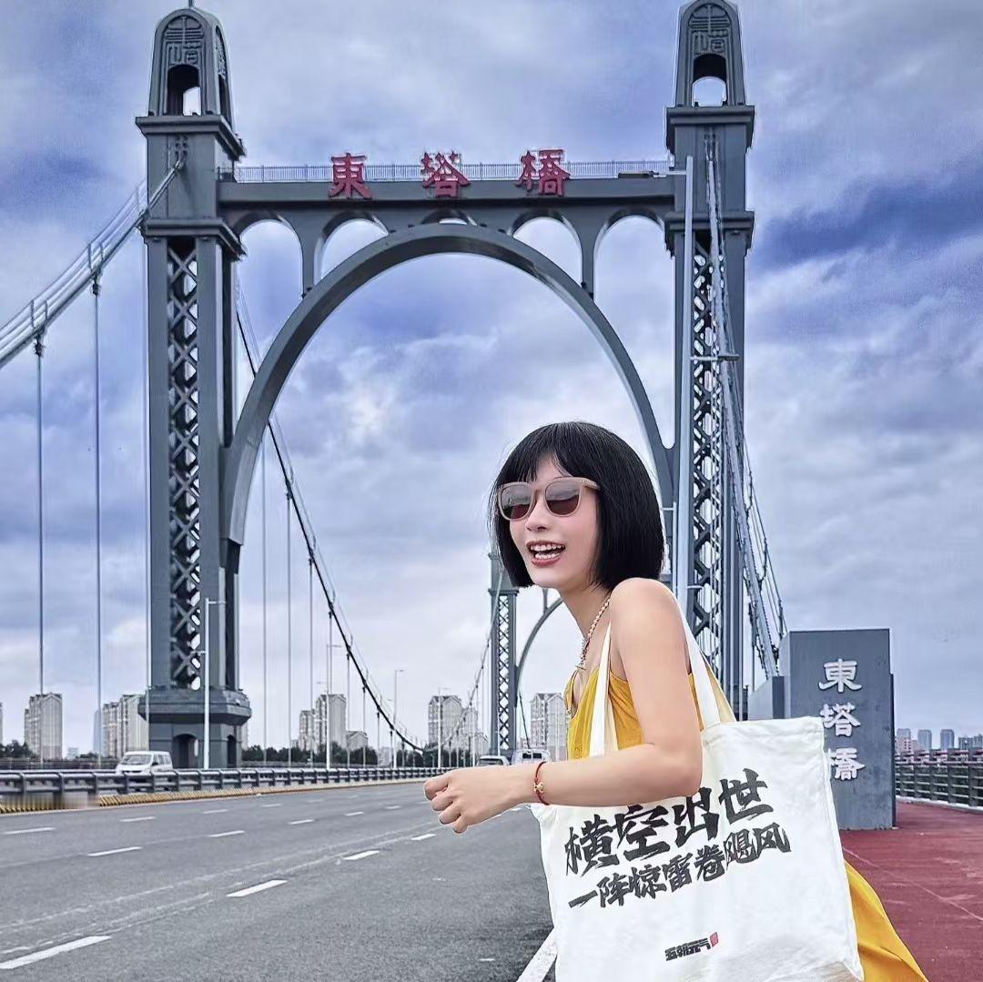 帅哥美女东塔桥（六）