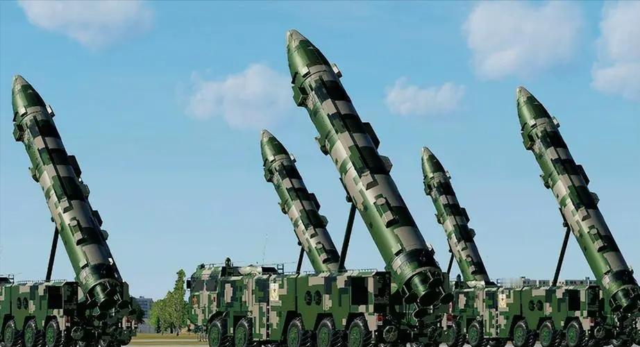 我国发射的洲际导弹有多厉害？可以威慑全世界吗？
 
洲际弹道导弹（ICBM）是现