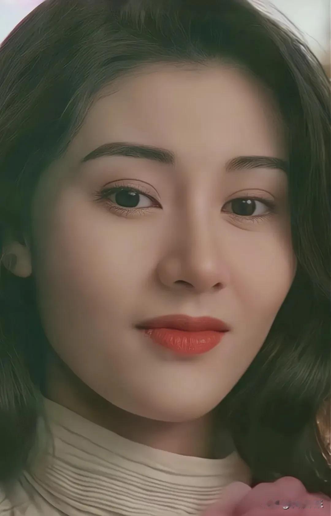 李嘉欣许晋亨马年拜年照曝光：55岁染黄毛，豪门恩爱秀出新高度

大年初二，李嘉欣