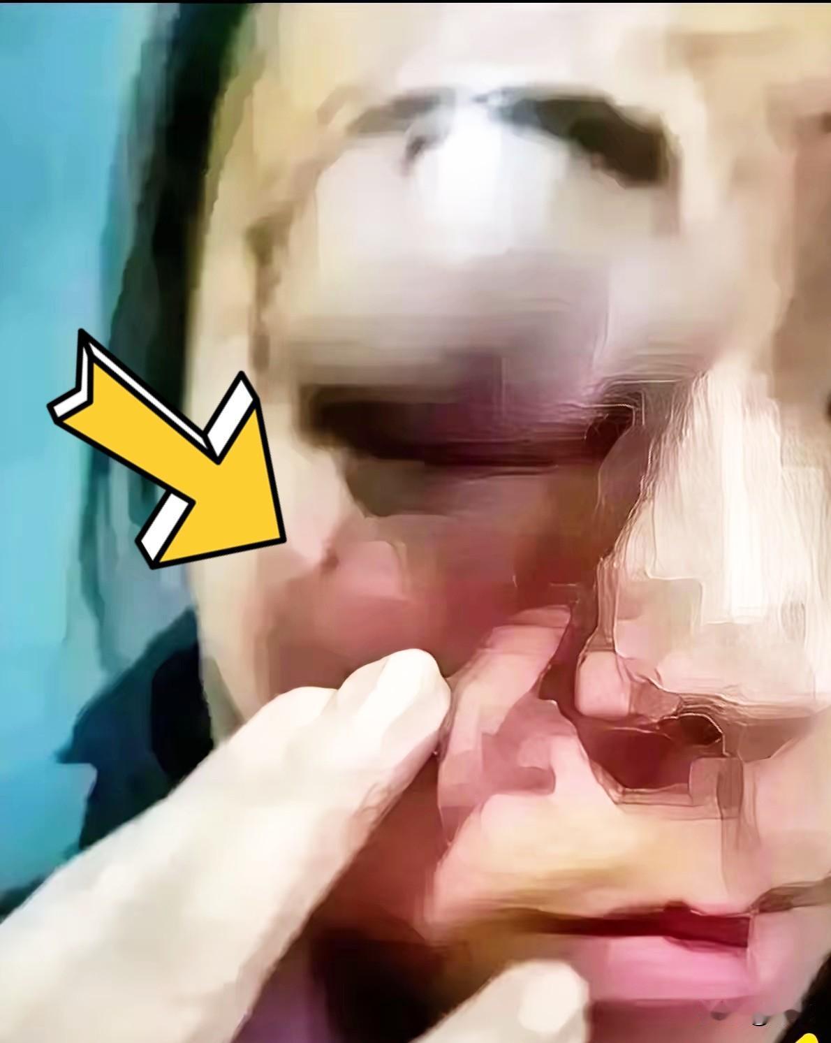 江西那个女子买鱼的视频，
真是让人看得头皮发麻。
这到底是嚣张到了什么地步，才敢